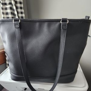 Tote style purse